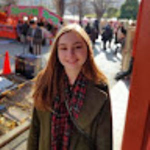 Meet your Posher, Kayla